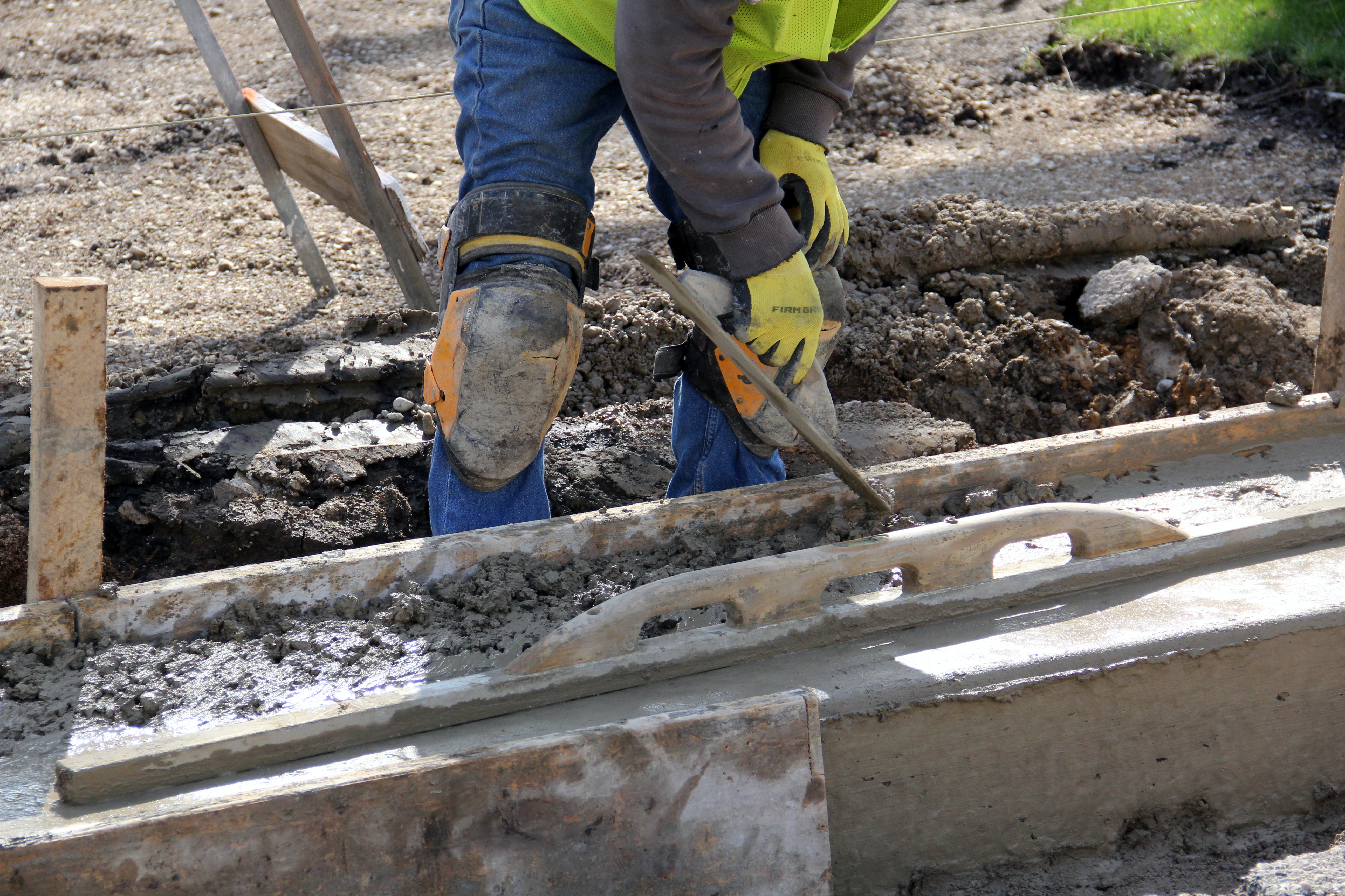 Földnedves beton az építőiparban Földnedves beton az építőiparban