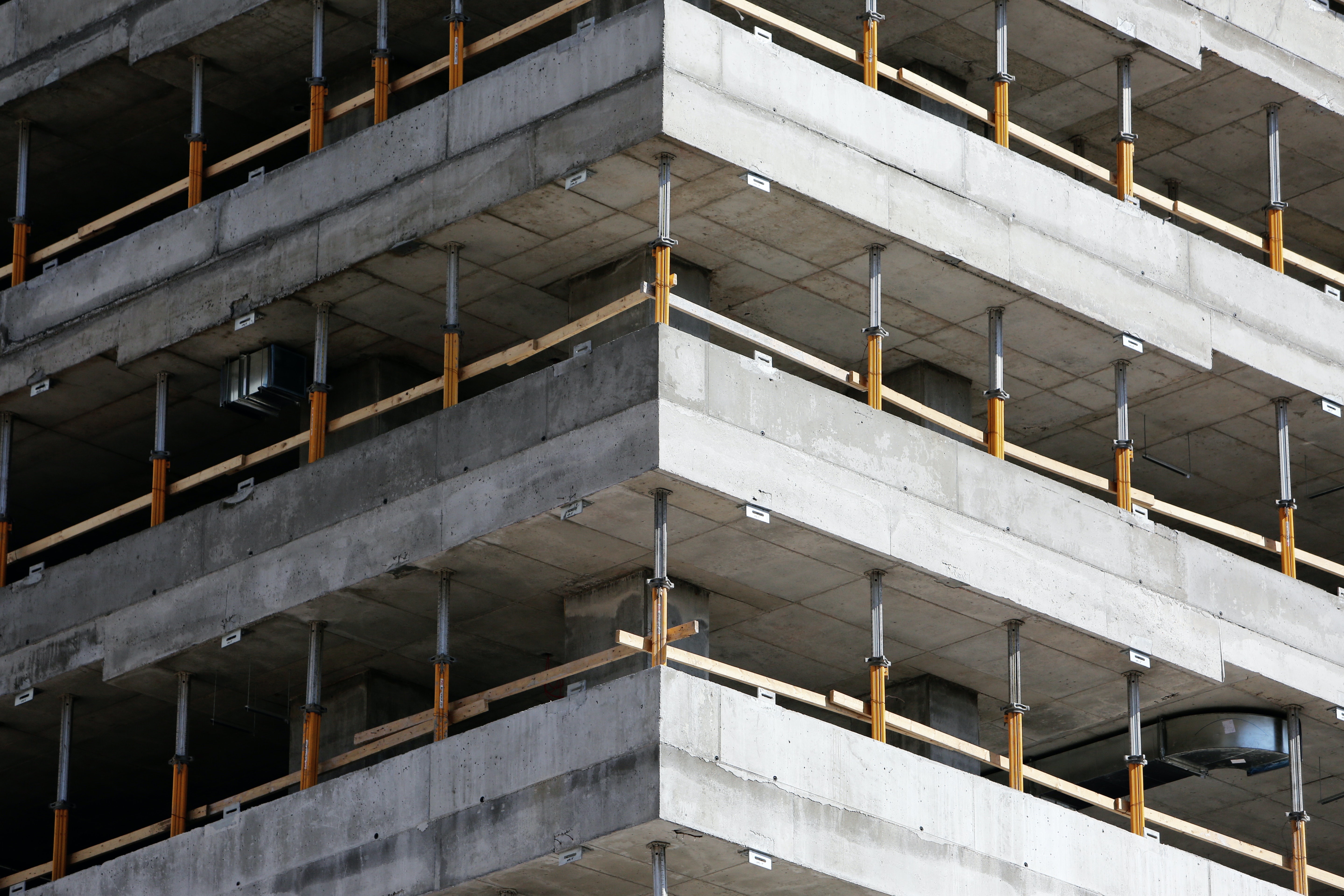 Földnedves beton az építőiparban Földnedves beton az építőiparban